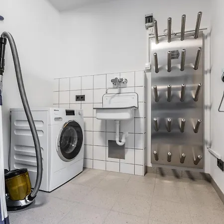 Wilderer 2-4 Personen