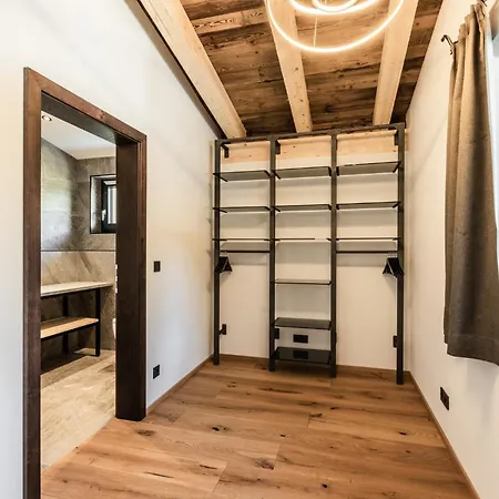 Wilderer 2-4 Personen 木屋 洛伊塔施